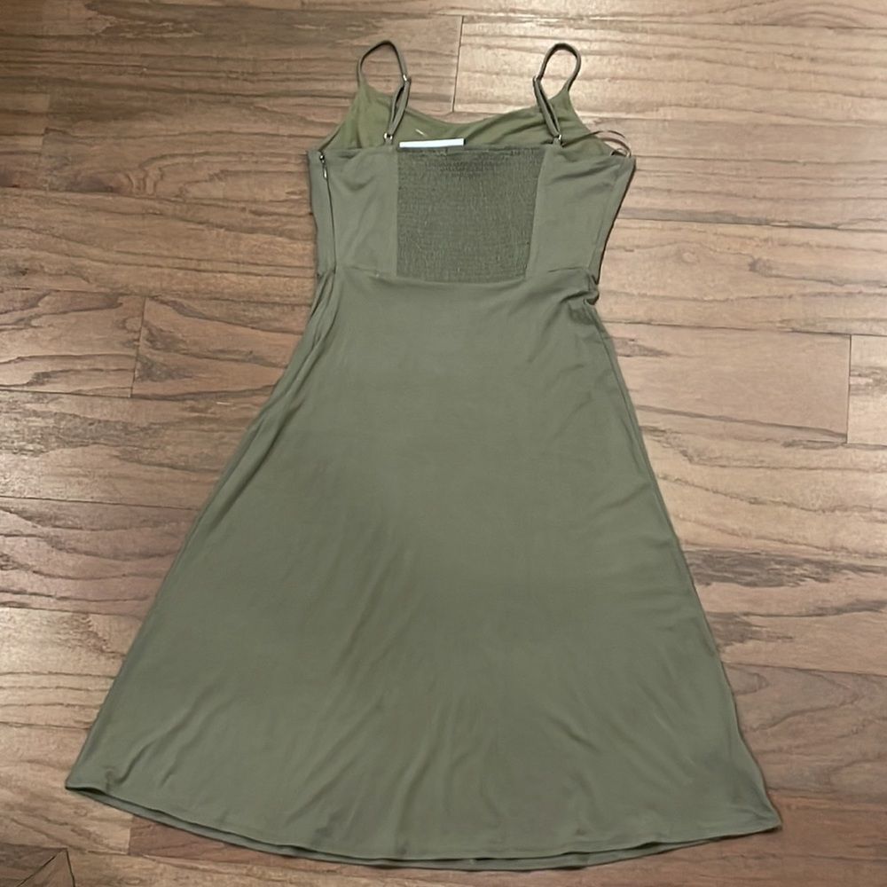 NWT LOFT Petite Green Midi Dress - Size 0P - Picture 2 of 9